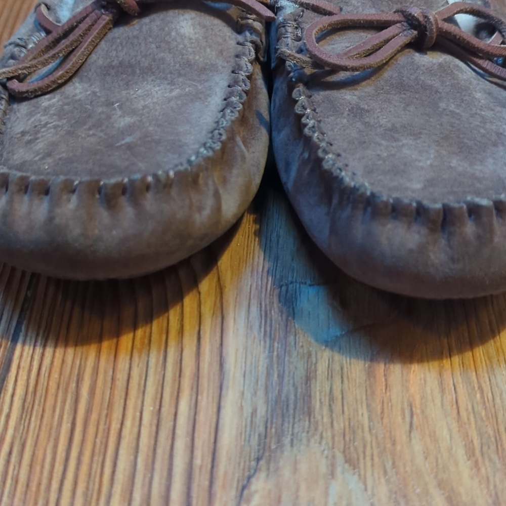 UGG Women's Slippers 8 - Picture 4 of 7